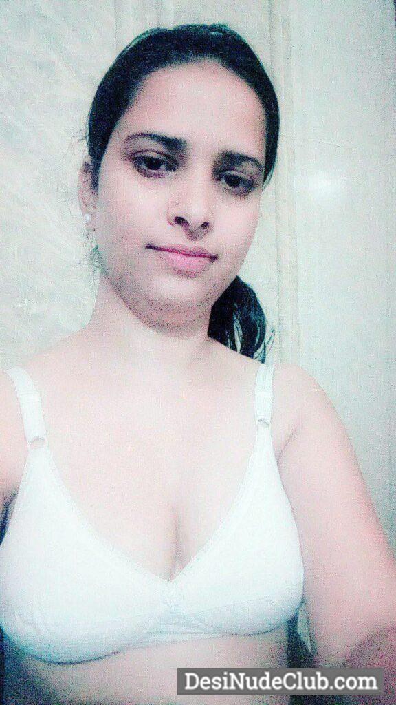 Indian Housewife Sex Relationship Nude Pics 8 housewife sex relationship