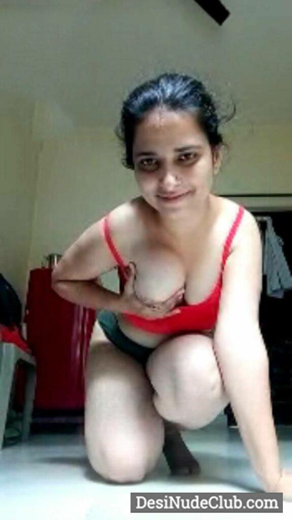 Indian Housewife Sex Relationship Nude Pics 9 lovely titty wife