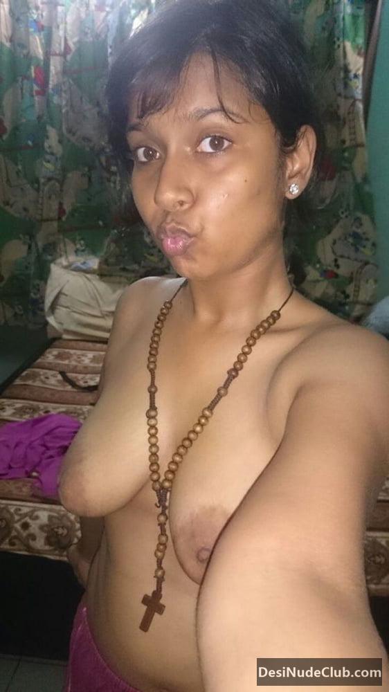 Desi Chick Nude Boobs And White Ass Show 12 dark tasty gf