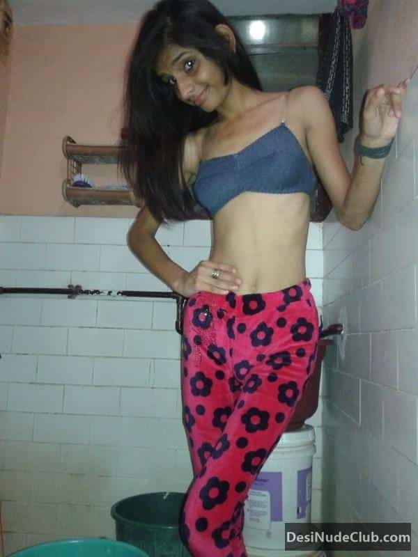 Skinny figured sexy Indian girls pics 31