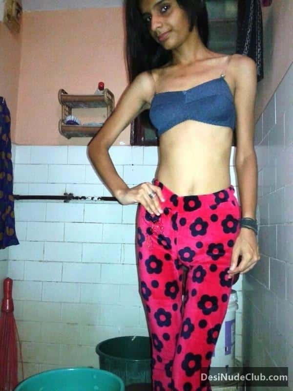 Skinny-figured-sexy-Indian-girls-pics-6