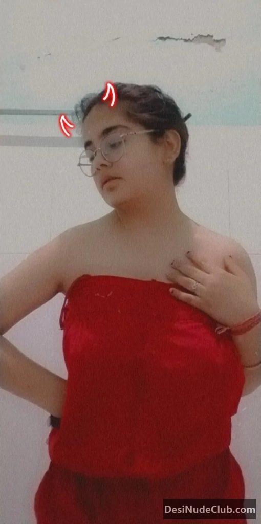 Cute College Girl ke leaked Nacked Snap Chat Photos Viral Antarvasna Nude Photos12.jpg