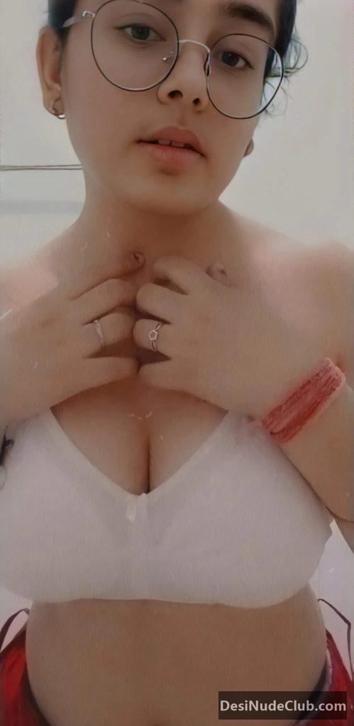 Cute College Girl ke leaked Nacked Snap Chat Photos Viral Antarvasna Nude Photos2 scaled.jpg