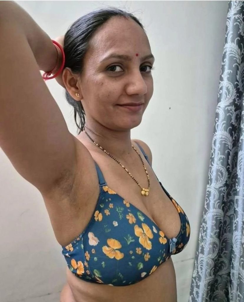 janavi bhabhi nude pics desi indian desinudeclub 43