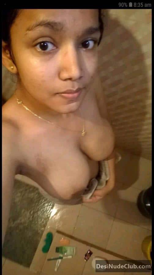 Young Girl Big Boobs Popping In Bath Towel 3 best nude selfie photo of hers