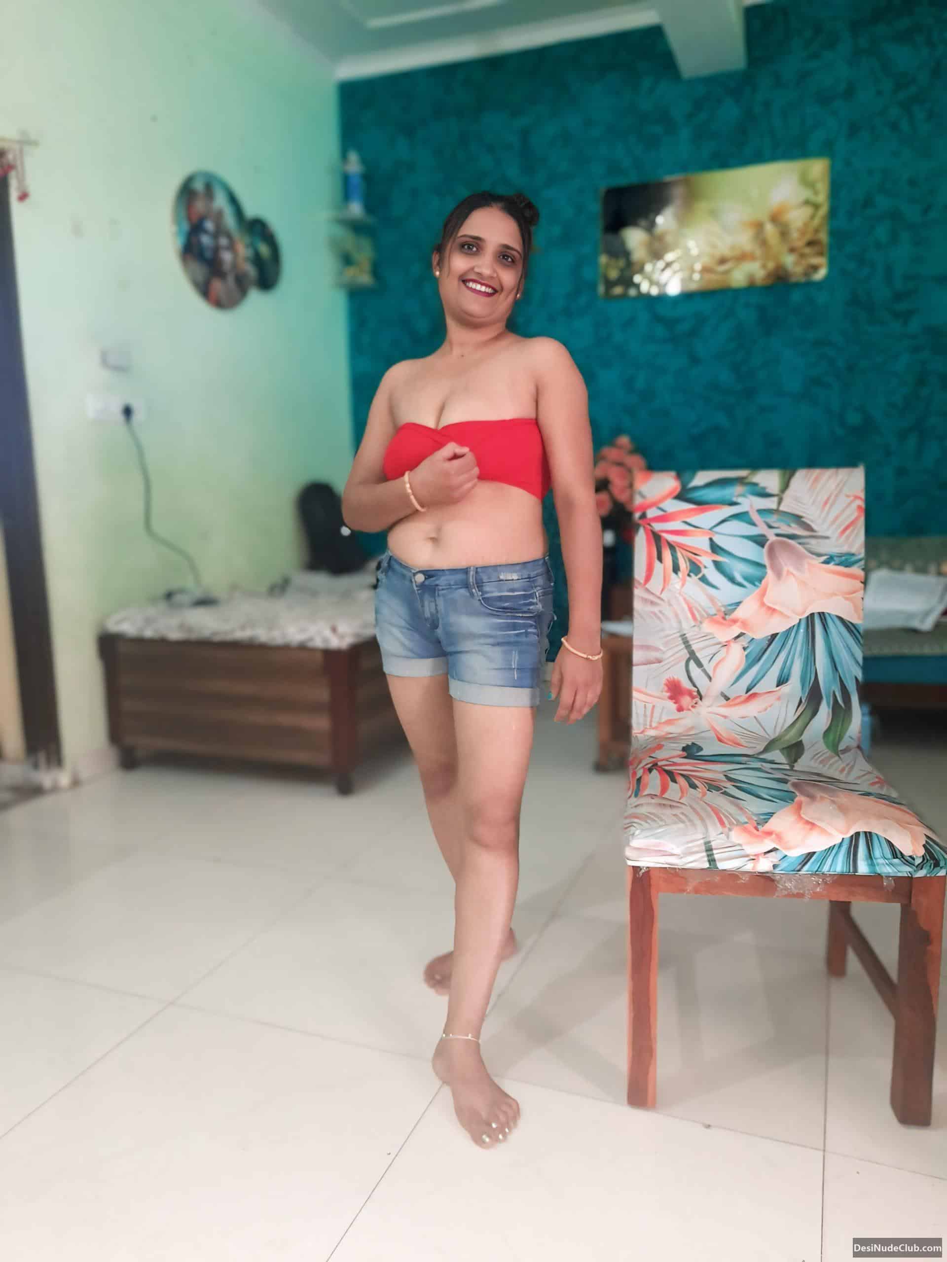Indian Baby Doll Ke sexy Images – Antarvasan Photos