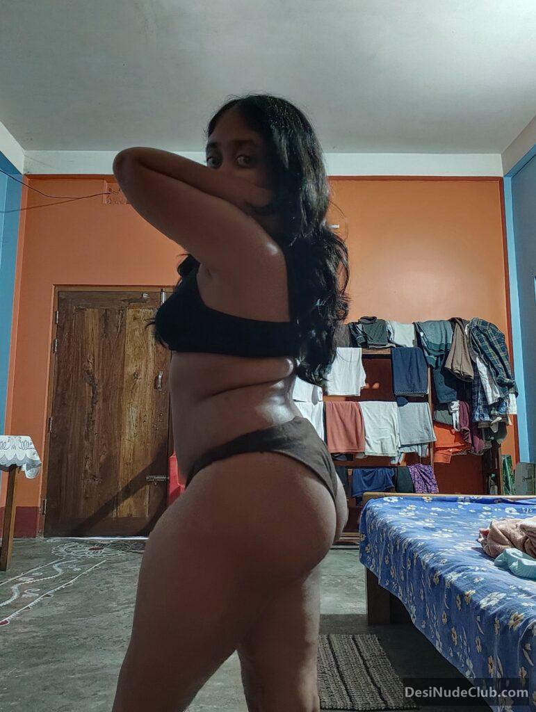 desi nude girl showing body nude 4